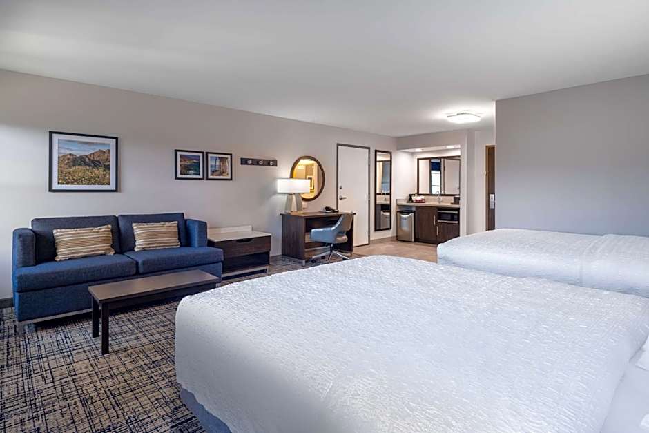 Hampton Inn By Hilton & Suites Agoura Hills