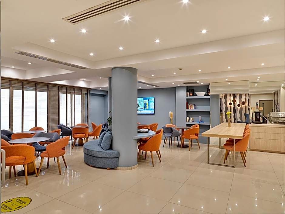 Phidias Piraeus Hotel