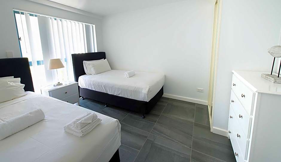 Nelson Bay Breeze Holiday Apartments