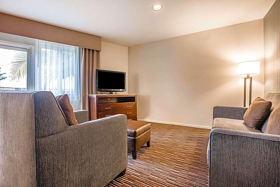 Quality Inn And Suites Hermosa Beach