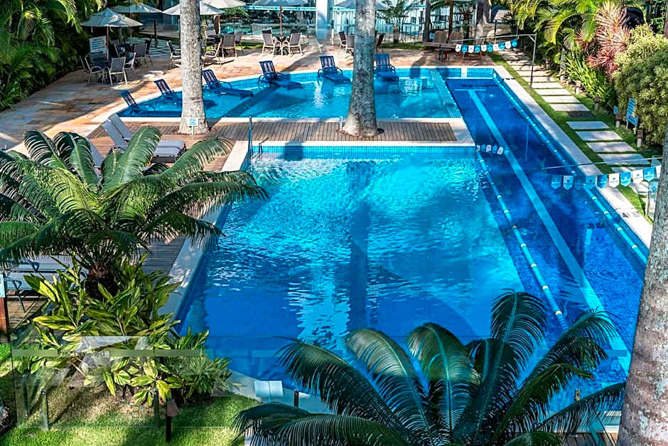 Boulevard 221D - Excelente apartamento em condomínio de luxo no centro de Bombinhas - Piscina - Jacuzzi - Academia - Portaria 24h - (Consultar serviços de roupa de cama e banho)