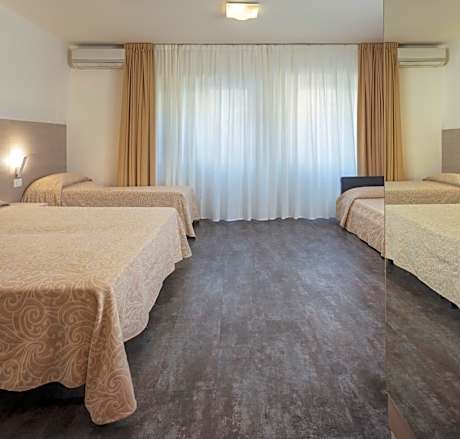 Quadruple Room - Annex