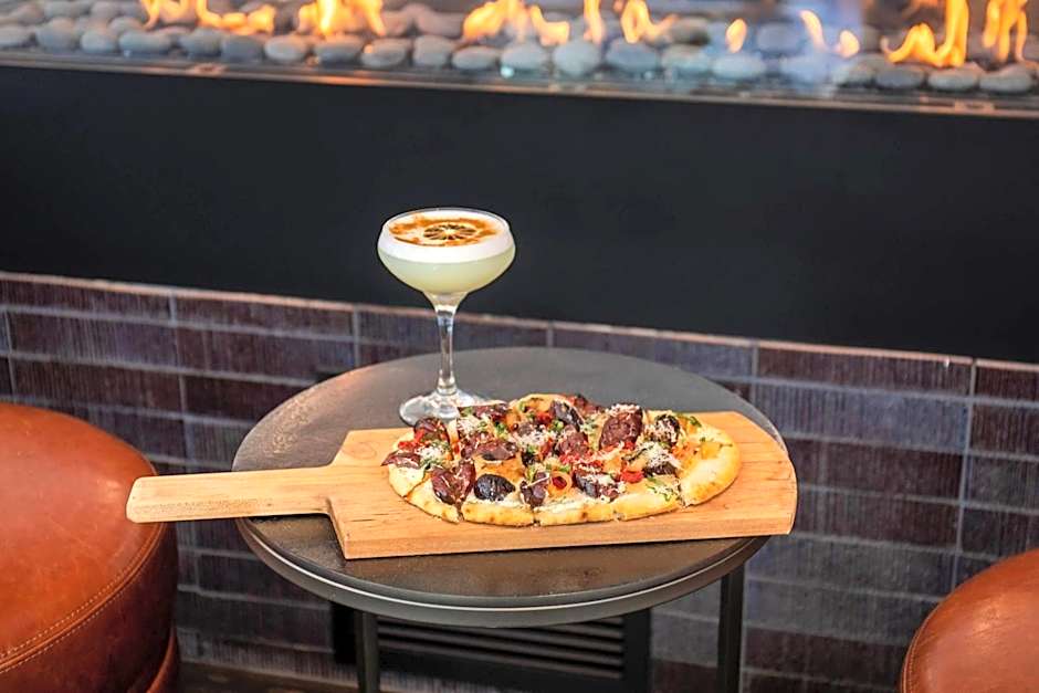 Cambria Hotel Denver Downtown RiNo