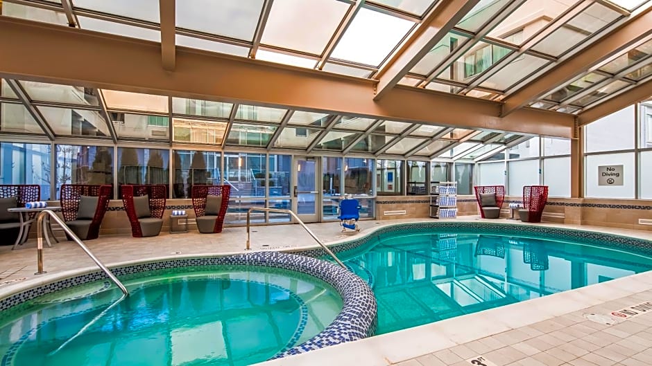 The Kingsley Bloomfield Hills - a DoubleTree by Hilton
