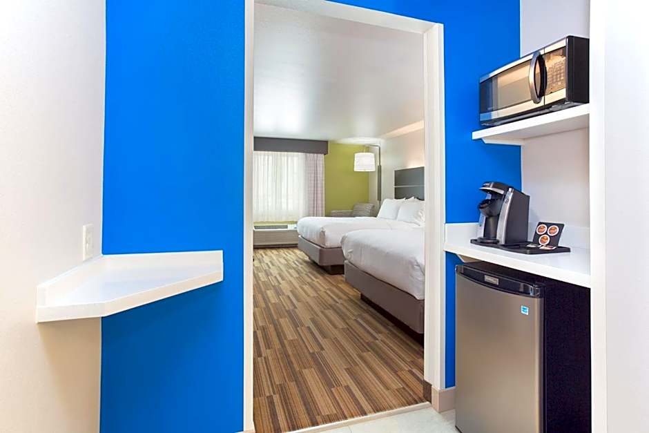 Holiday Inn Express & Suites Rapid City - Rushmore South By IHG