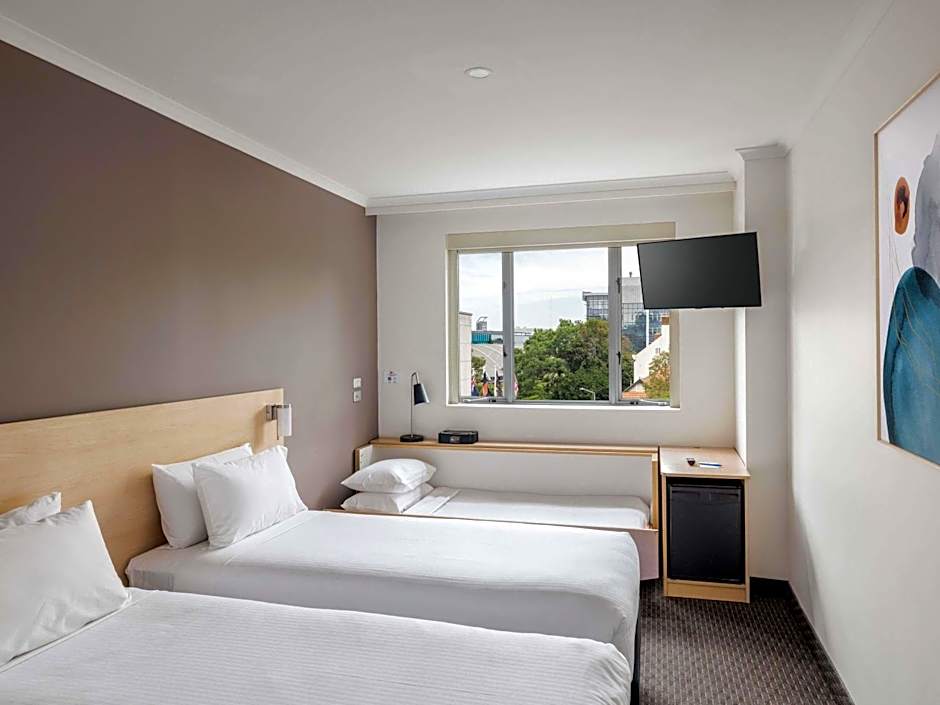 Hotel Ibis Sydney Olympic Park