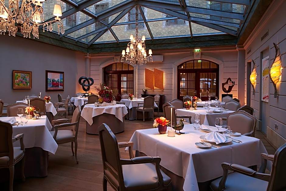 Relais & Chateaux Bulow Palais