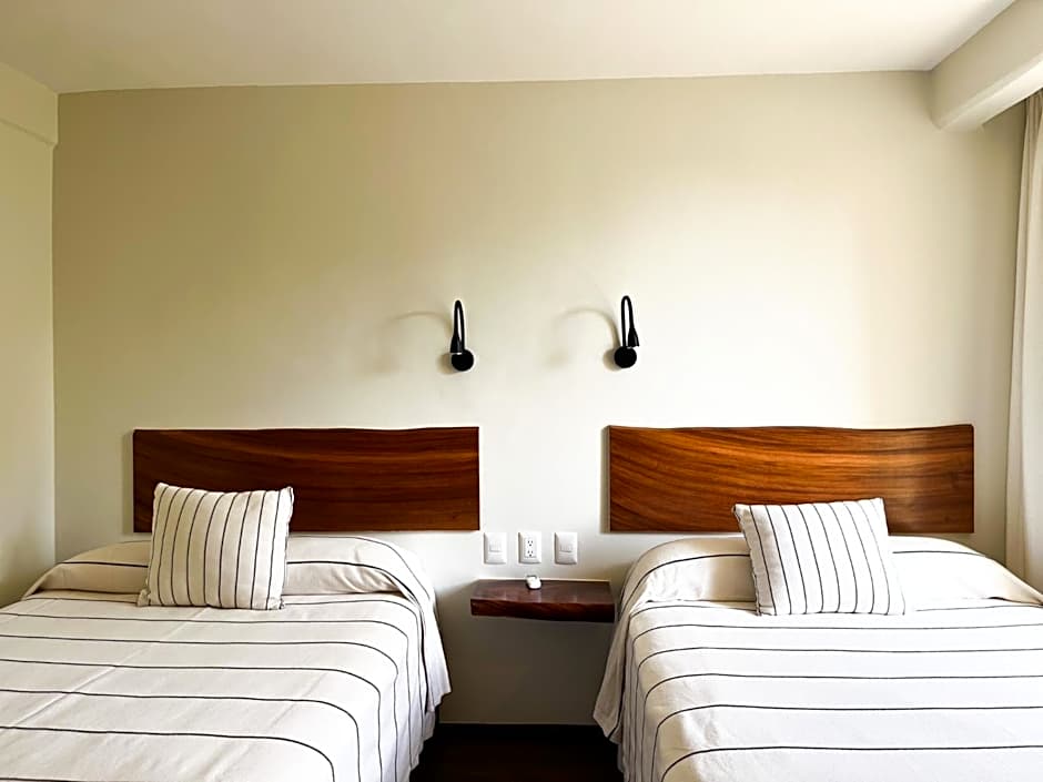 Hotel & Suites Villasol