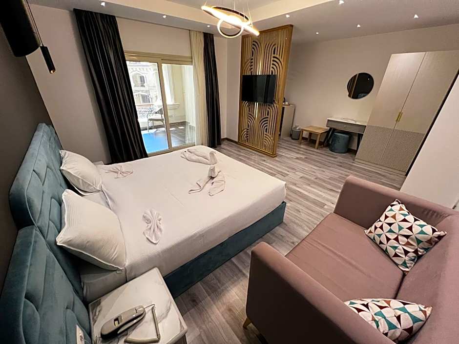 Onyx Pyramids Boutique Hotel