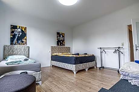 Economy Quadruple Room with Shared Bathroom