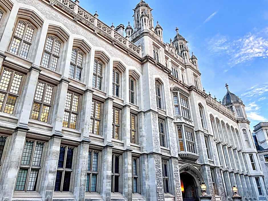 Deluxe Entire Apartment Between Covent Garden and St Pauls Cathedral