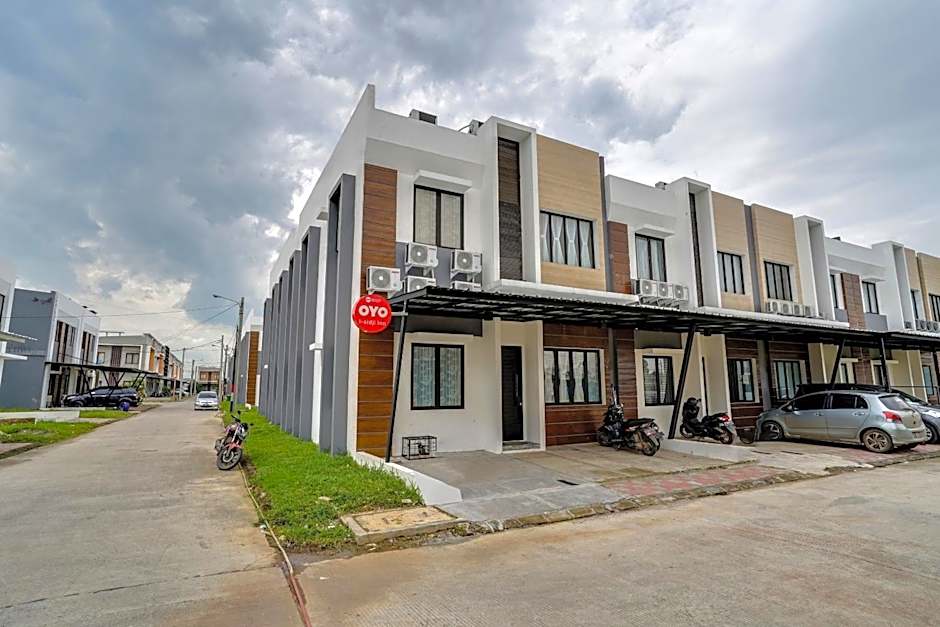 OYO Life 90211 I-sidji Inn