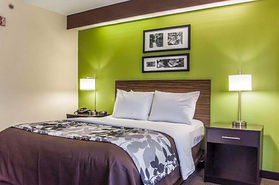 Sleep Inn Airport - Billy Graham Parkway