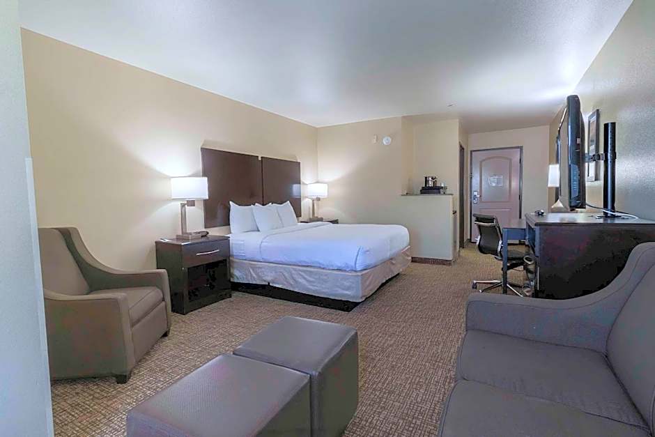 Comfort Inn & Suites San Bernardino