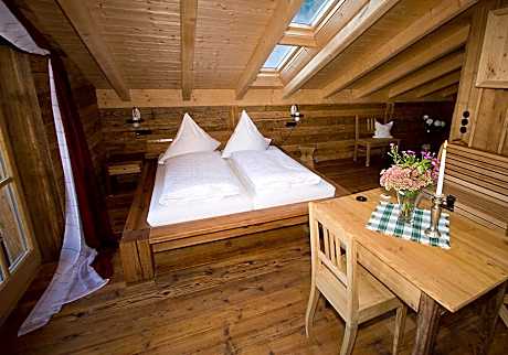 One-Bedroom Chalet