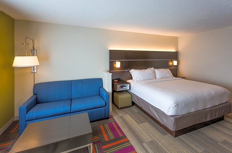 Holiday Inn Express Hotel & Suites Reading By IHG