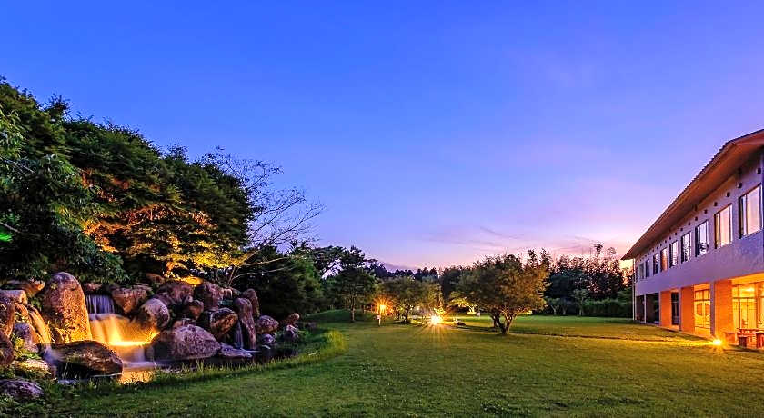 SPA HOTEL YUTTARIKAN