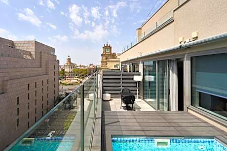 Catalonia Square 4* Sup