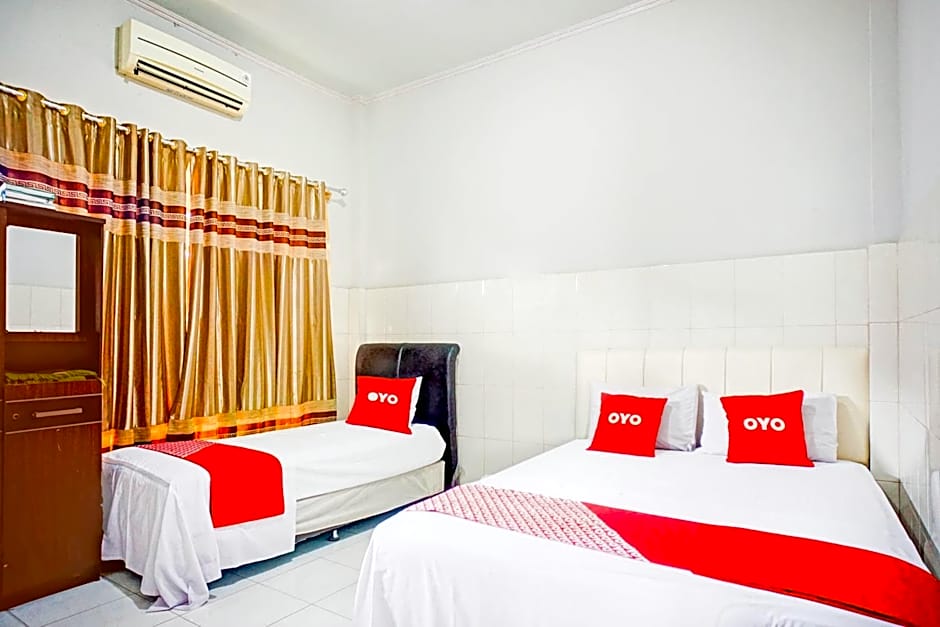 Collection O Darussalam Near Universitas Syiah Kuala Formerly Meurah Mulia