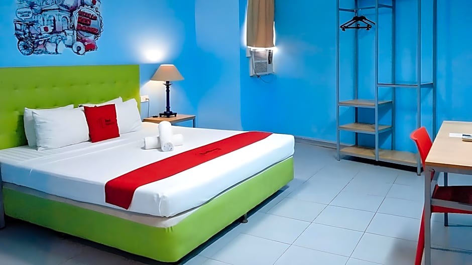 RedDoorz Plus New Era Budget Hotel Mandaue former RedDoorz Plus near UV Mandaue Cebu