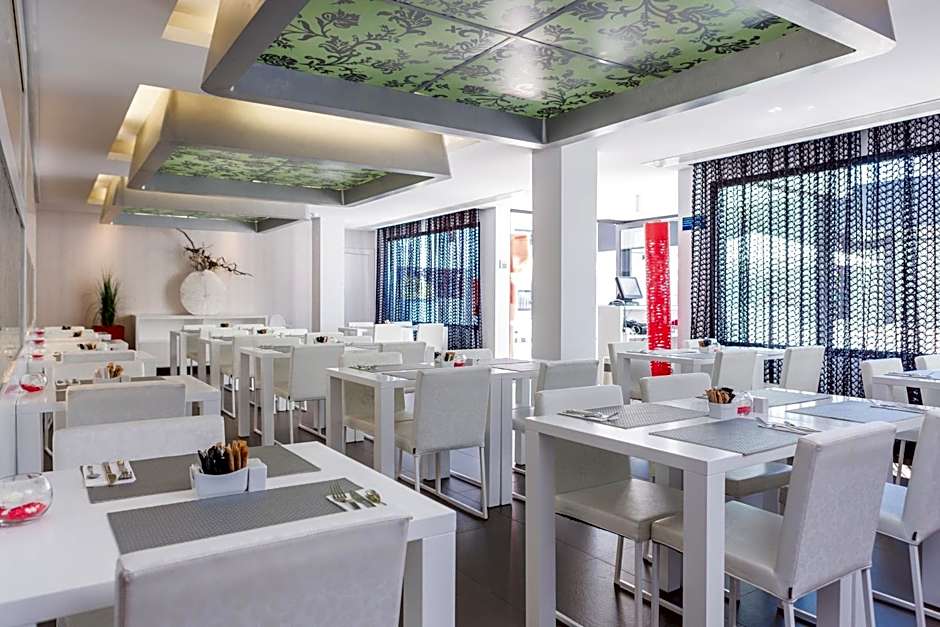 Migjorn Ibiza Suites & Spa