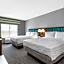 Hampton Inn & Suites Bakersfield Central