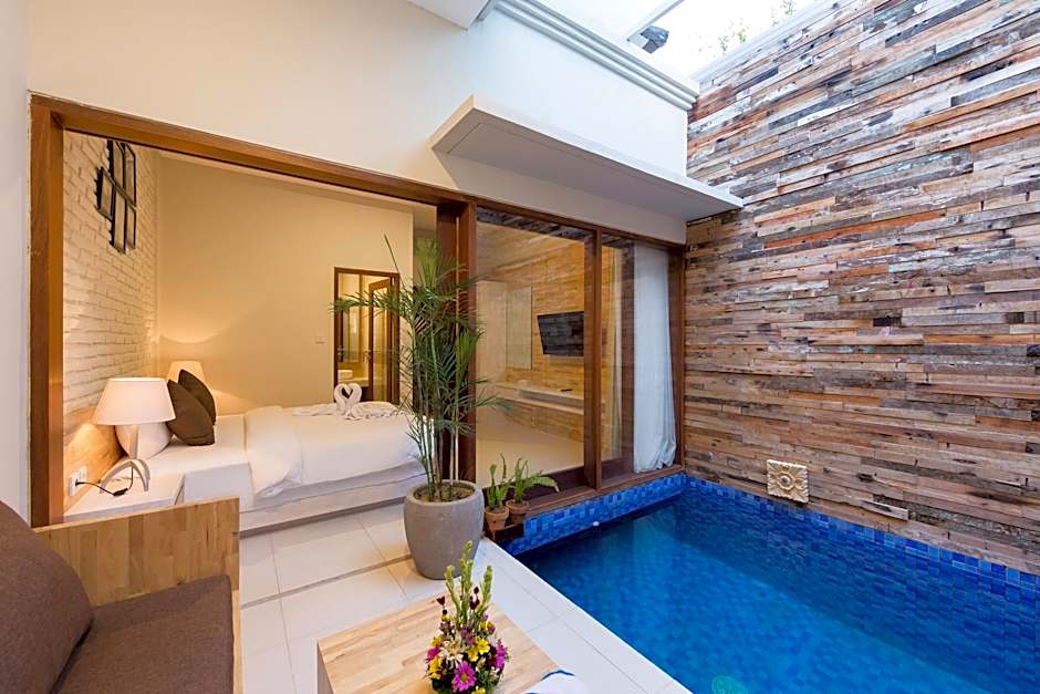 Paisa Seminyak Living