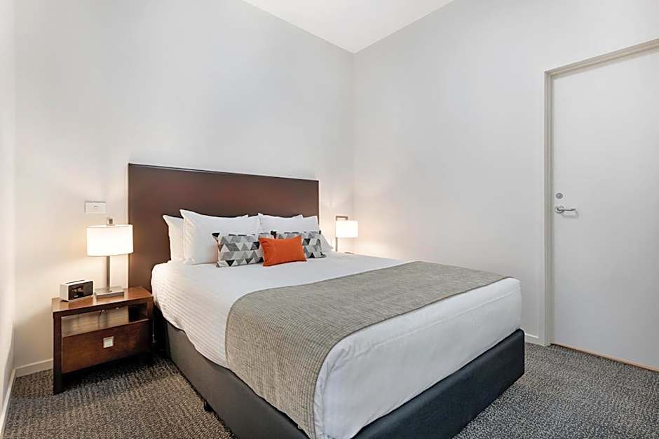 Melbourne CBD Central Apartment Hotel Official