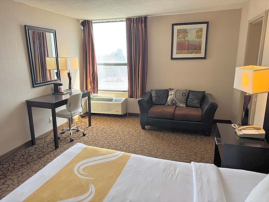 Quality Inn & Suites Escanaba North