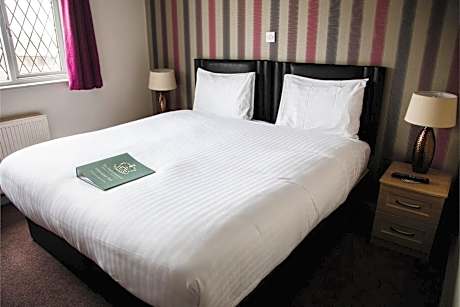 Superior King Room with Private Bathroom