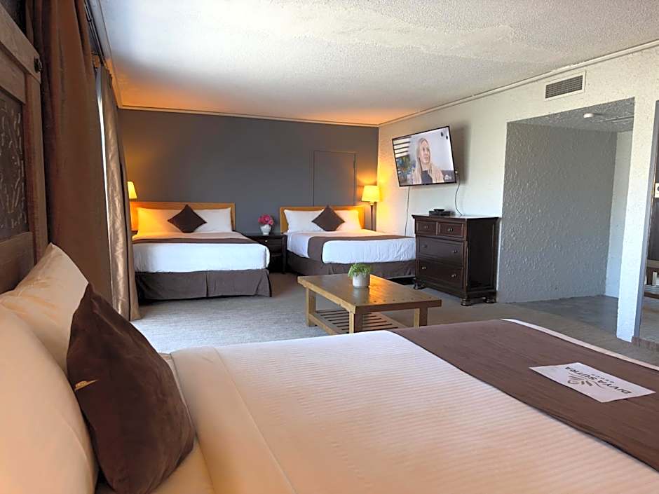 Divya Sutra Plaza and Conference Centre, Vernon