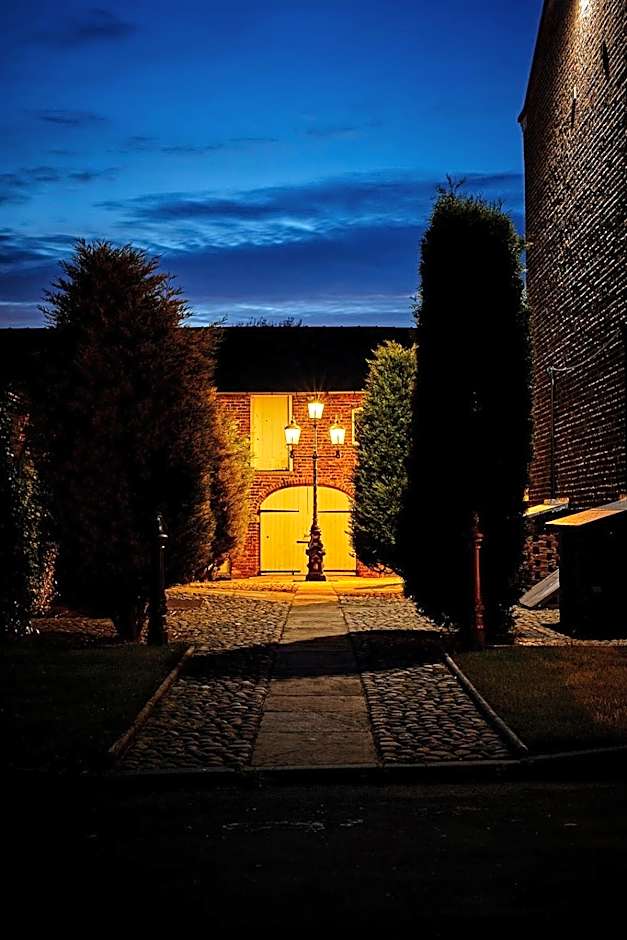 Loftsome Bridge Hotel