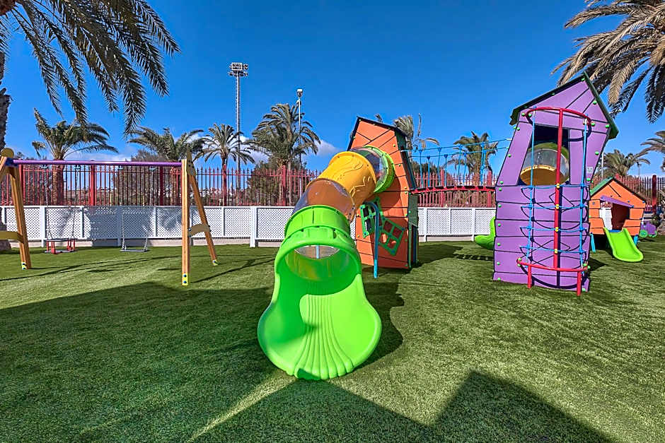 Hotel LIVVO Koala Garden