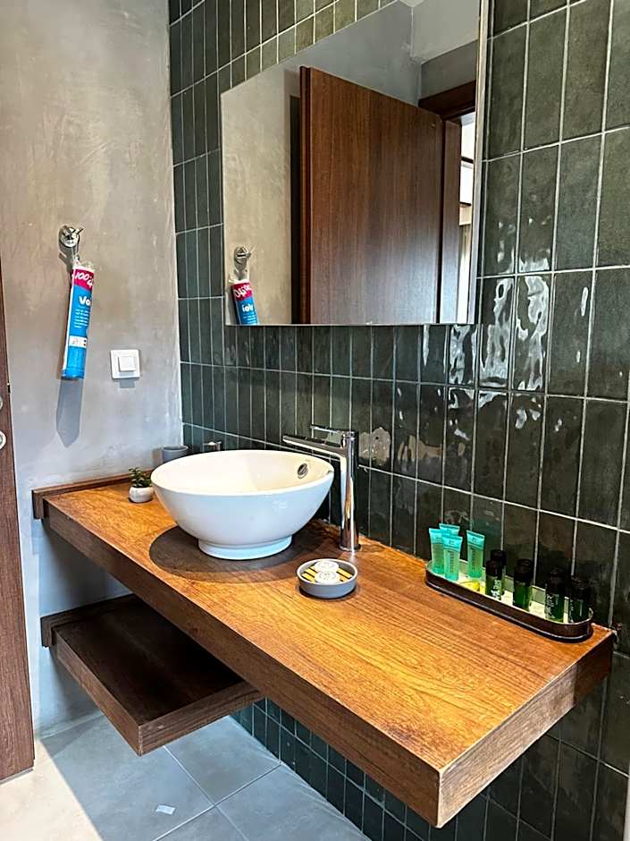 Lighthouse Apartments