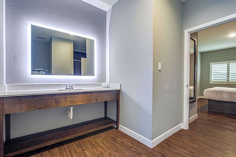 Scottish Inns & Suites Houston, TX