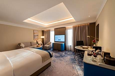 Grand Deluxe Room