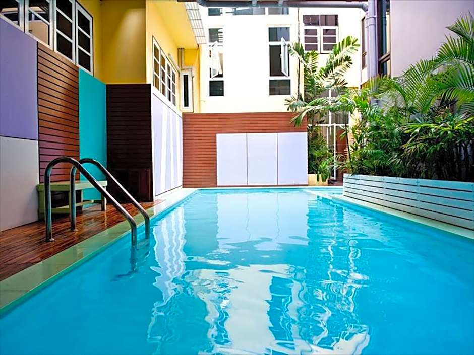 S2 Hotel