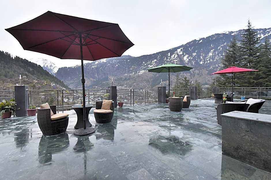 Hotel Snowcrests Manor