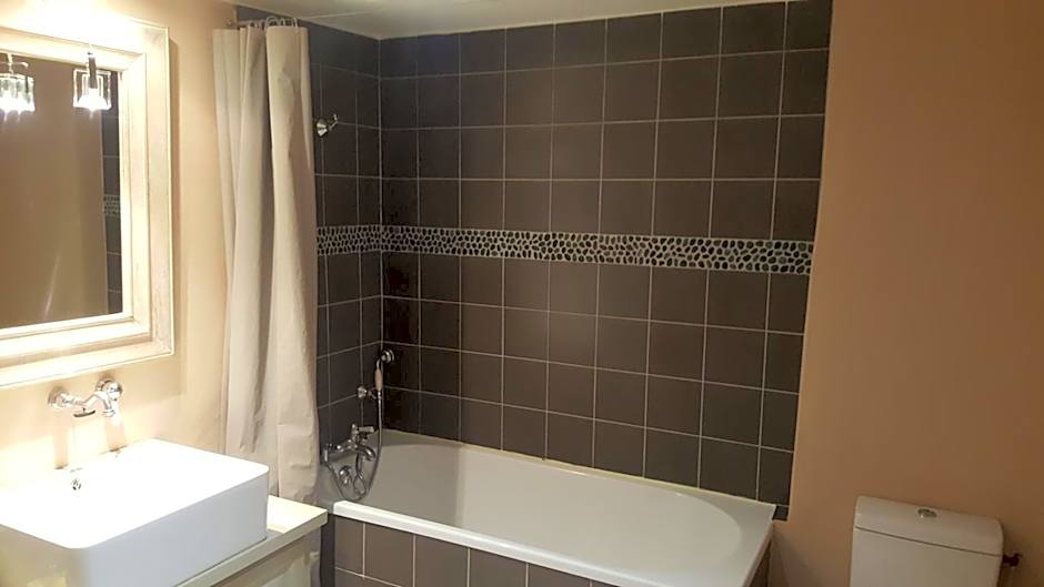 Le Couvent D'Herepian