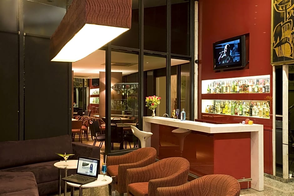 Alta Reggia Plaza Hotel