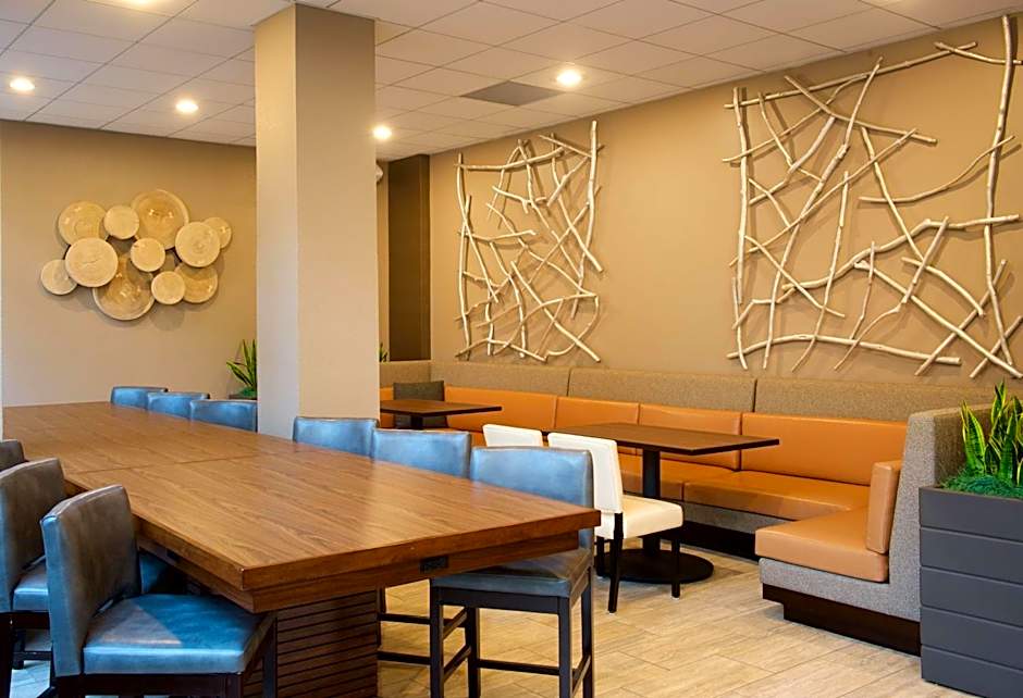 Embassy Suites by Hilton Seattle Bellevue