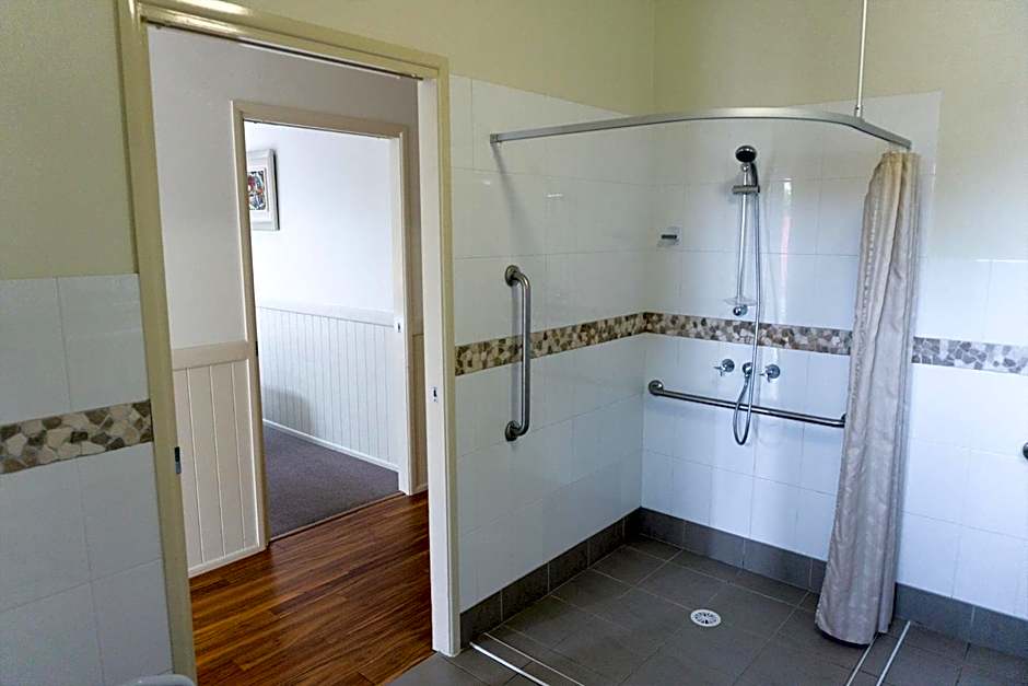 Fingal Bay Holiday Park