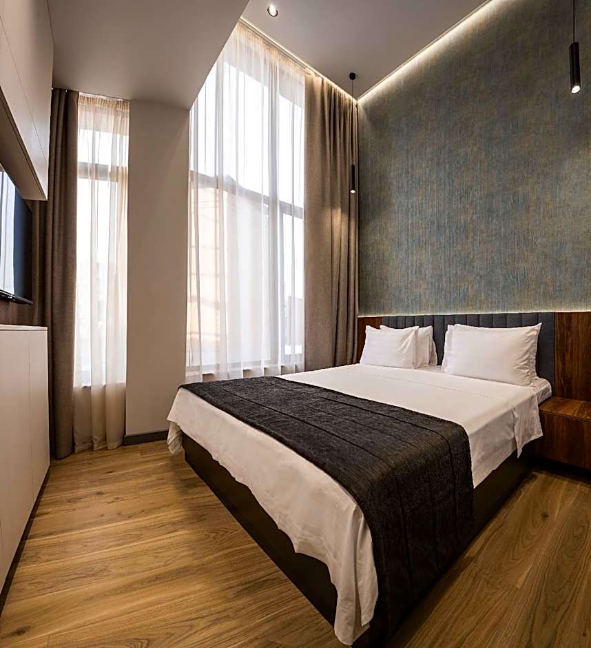 North Avenue Hotel