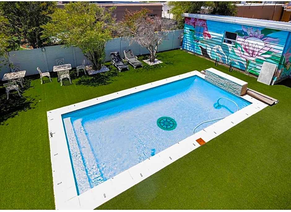 HOUSE 72