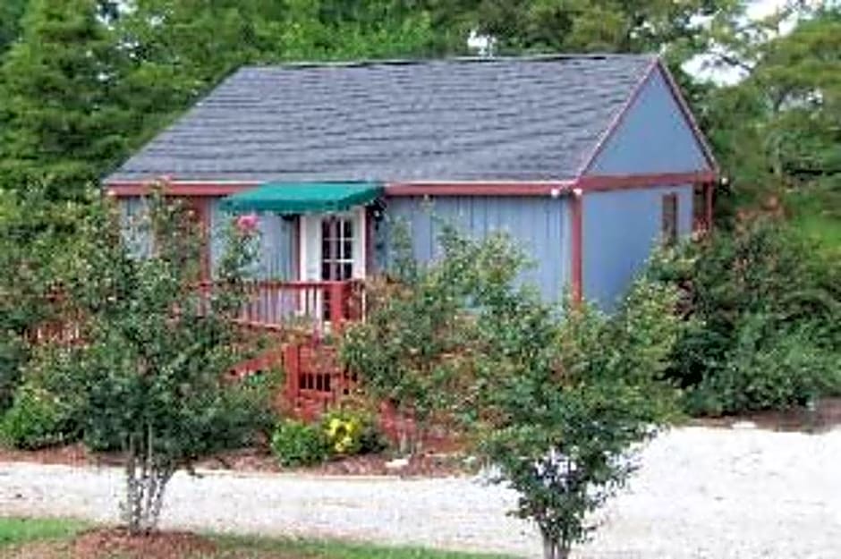 Susan's Cottages – Alexandria, LA