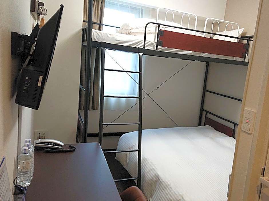 HOTEL GLANY'S KUMAGAYAEKIMAE