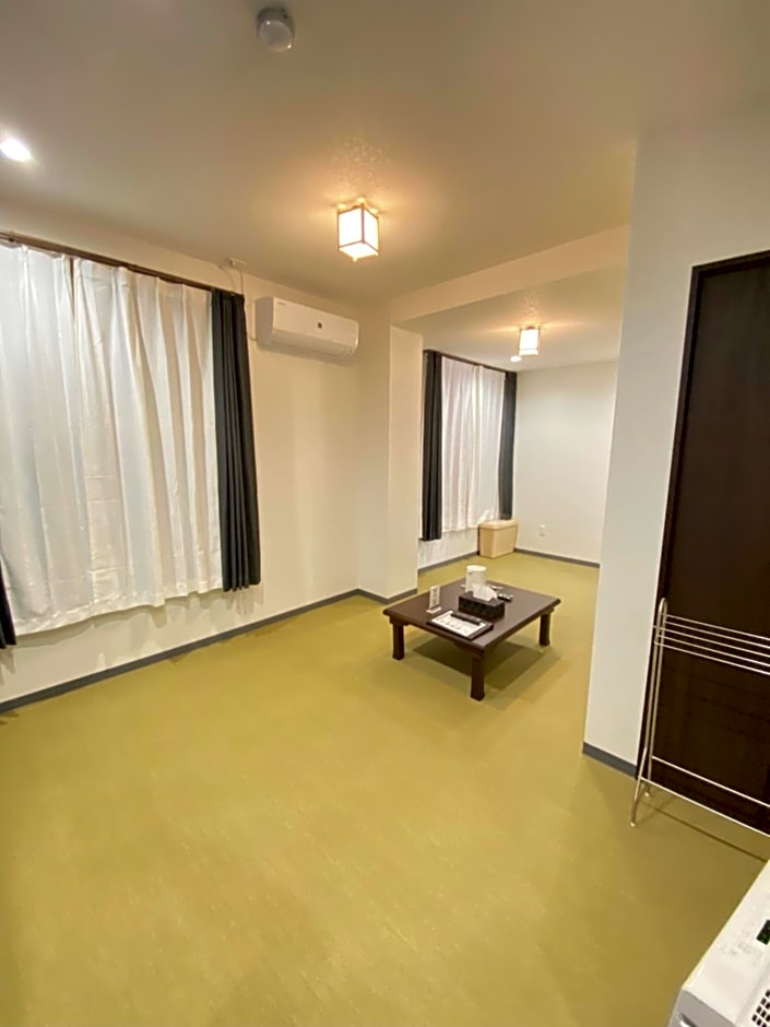 ロマンスホテル（Romance Hotel）