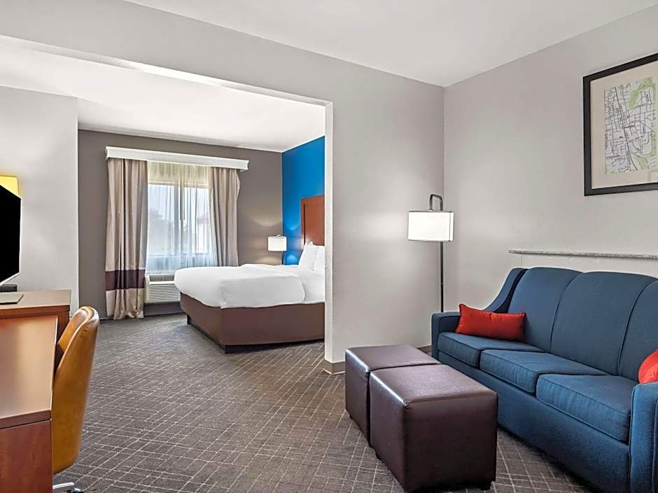Comfort Suites Lindale - Tyler North