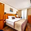 Carlton Hotel Buda Castle