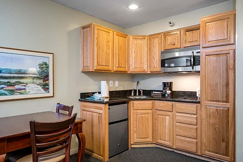 Sweetwater Lift Lodge